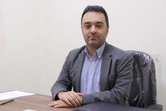 رئیس دانشکده علوم انسانی: دکتر علیرضا جلالی